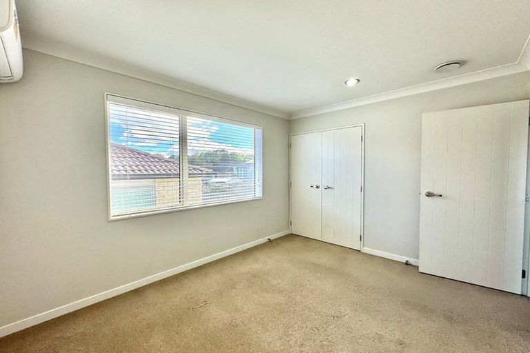 Photo of property in 10 Palazzo Close, Flat Bush, Auckland, 2019