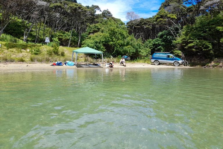 Photo of property in 19 Edith Ridge Road, Kawau Island, 0920