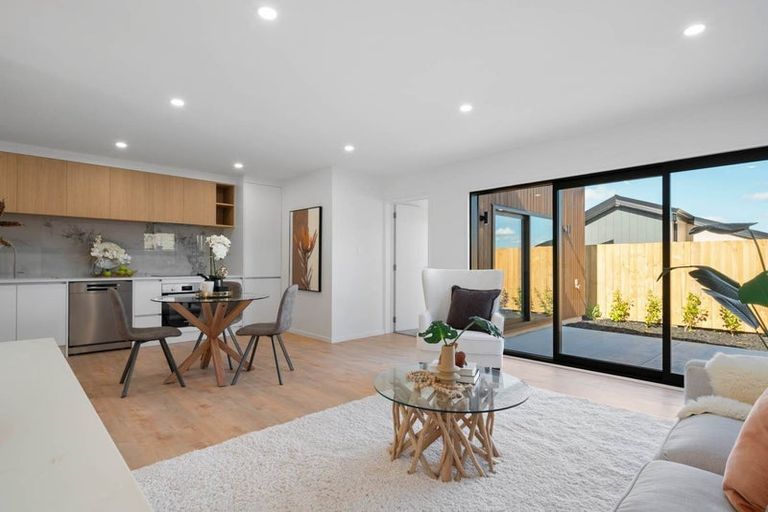 Photo of property in 36 Oopunga Road, Pukekohe, 2120