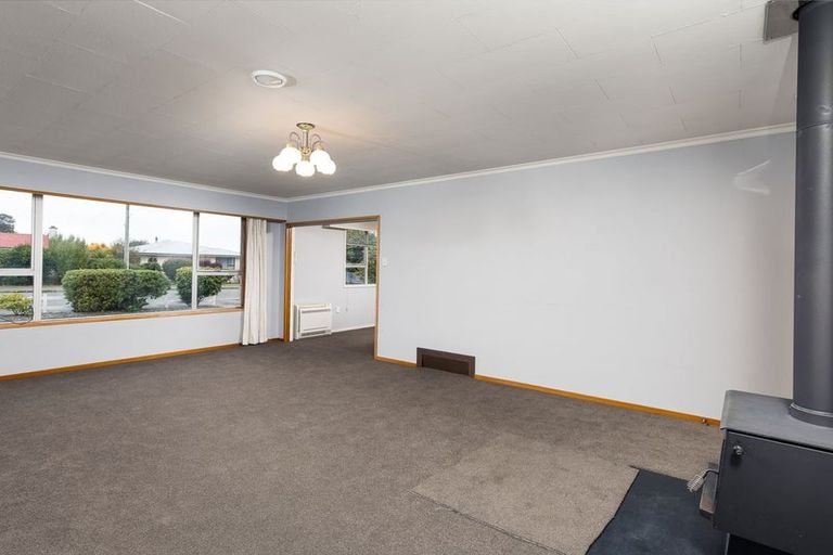 Photo of property in 11 Coronation Street, Waimate, 7924