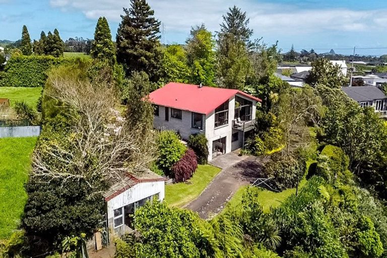 Photo of property in 481 Carrington Road, Hurworth, New Plymouth, 4371