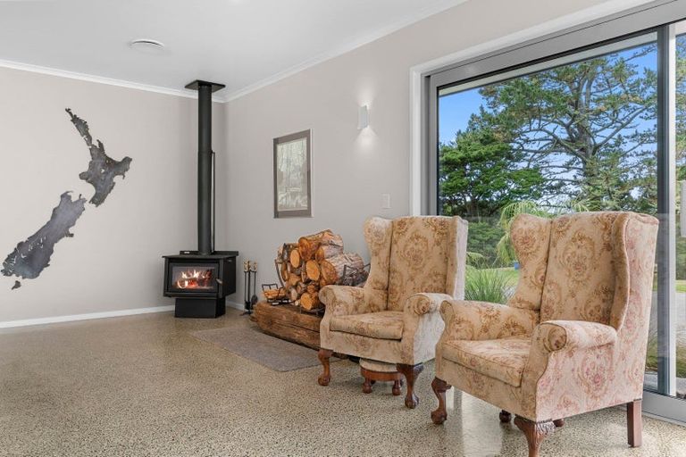 Photo of property in 395 Tangihua Road, Maungakaramea, Whangarei, 0178