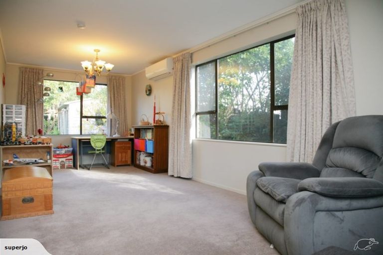 Photo of property in 10 Wedgewood Grove, Raumati Beach, Paraparaumu, 5032