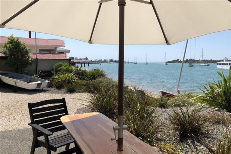 Photo of property in 39 Tahi Street, Mapua, 7005