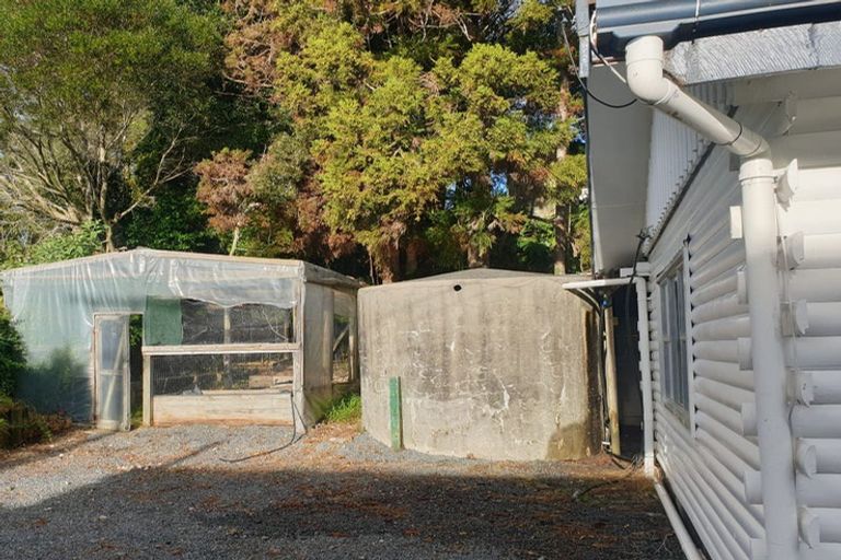 Photo of property in 124 Memorial Drive, Parahaki, Whangarei, 0112