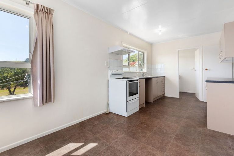 Photo of property in 41 Leicester Street, Cannons Creek, Porirua, 5024