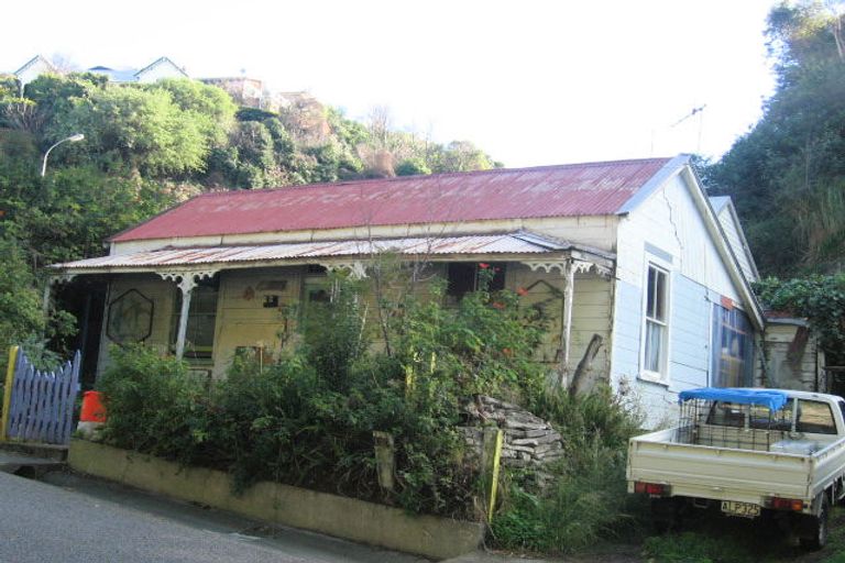 Photo of property in 36 Coote Road, Bluff Hill, Napier, 4110