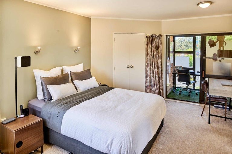 Photo of property in 12 Matatua Road, Raumati Beach, Paraparaumu, 5032