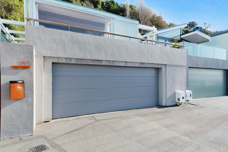 Photo of property in 165 Marine Parade, Seatoun, Wellington, 6022