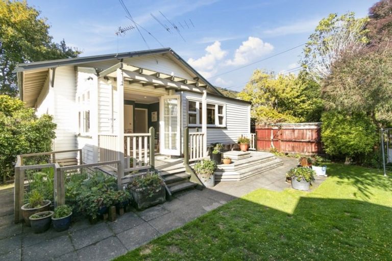 Photo of property in 485 Riverside Drive, Fairfield, Lower Hutt, 5011