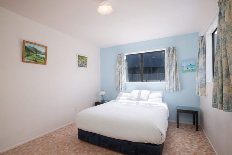 Photo of property in 2 Takahe Drive, South Bay, Kaikoura, 7300