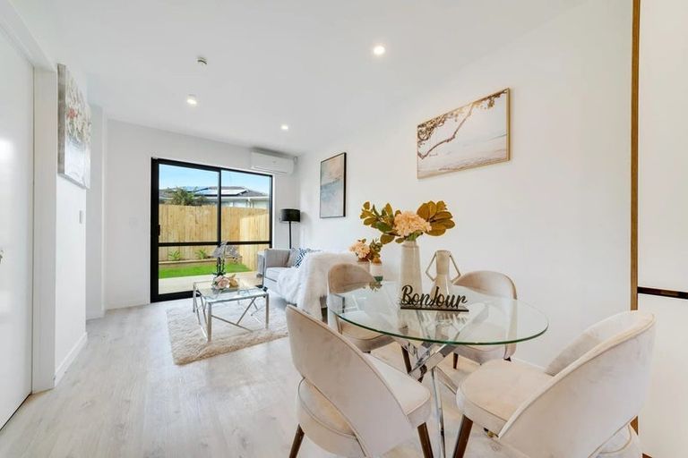 Photo of property in 9c Pukeroa Place, Papakura, 2110