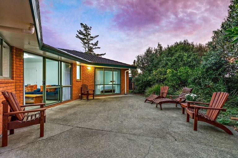 Photo of property in 9 Swanson Oaks, Swanson, Auckland, 0612