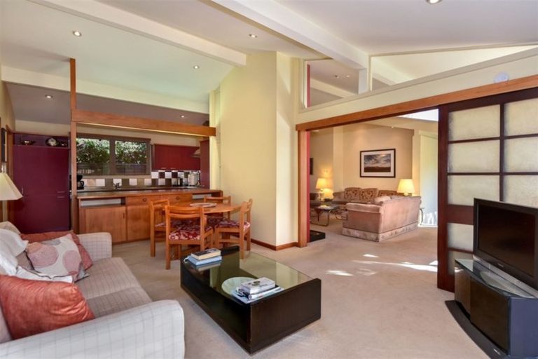 Photo of property in 33 Lynfield Avenue, Ilam, Christchurch, 8041