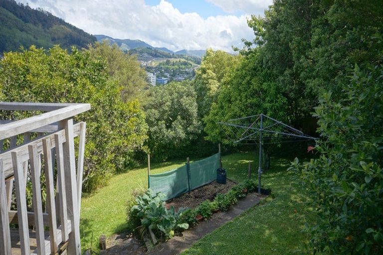 Photo of property in 98 Mount Street, Nelson South, Nelson, 7010