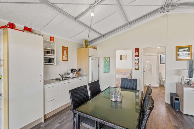 Photo of property in 184 Ngaio Drive, Matarangi, Whitianga, 3592