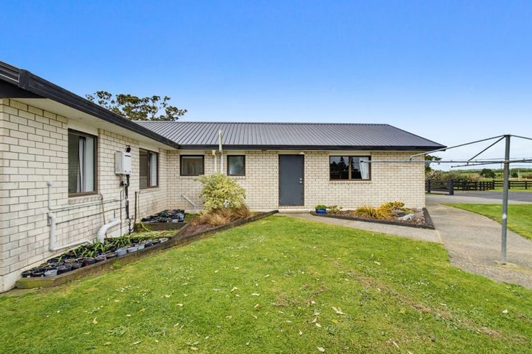 Photo of property in 16 Friedlander Road, Tuakau, 2694