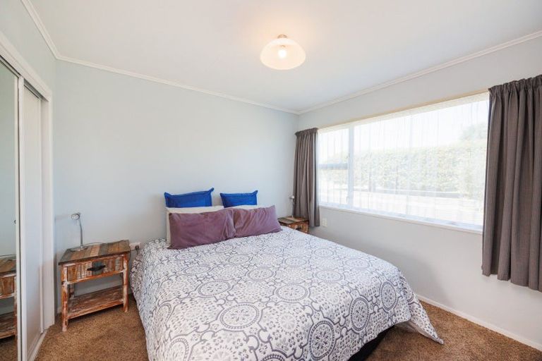 Photo of property in 35 Shortt Street, Foxton Beach, Foxton, 4815