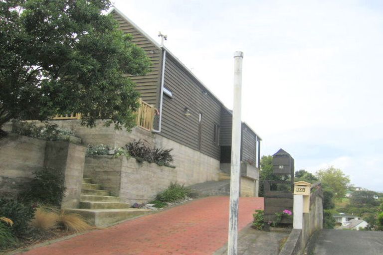 Photo of property in 82 Mana View Road, Paremata, Porirua, 5026