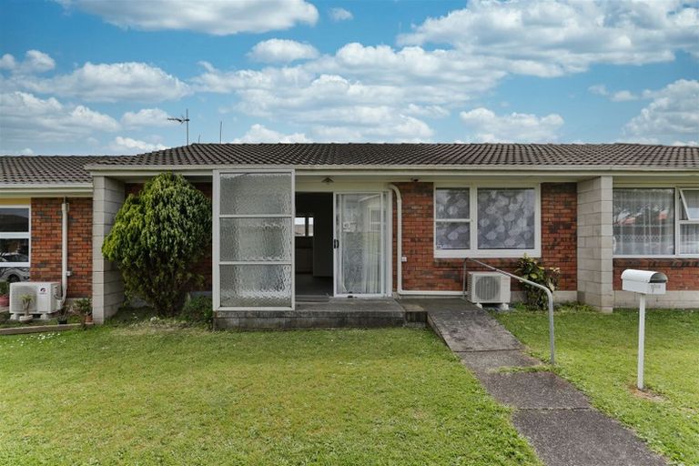Photo of property in 7/68 Rangitoto Road, Papatoetoe, Auckland, 2025