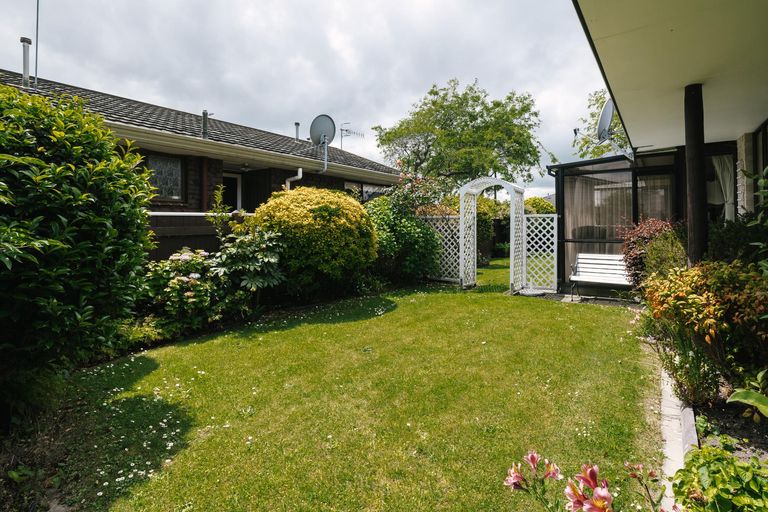 Photo of property in 4 Mcarthur Street, Terrace End, Palmerston North, 4410