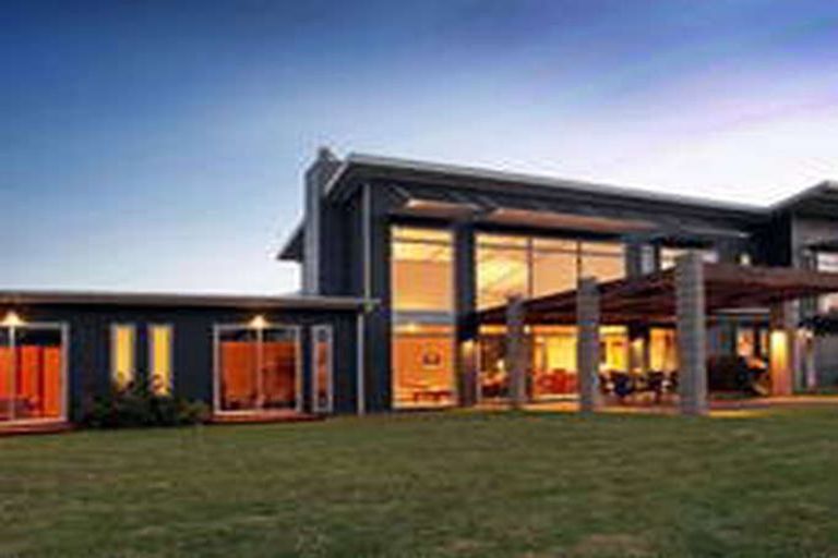 Photo of property in 1 School House Lane, Whitianga, 3510