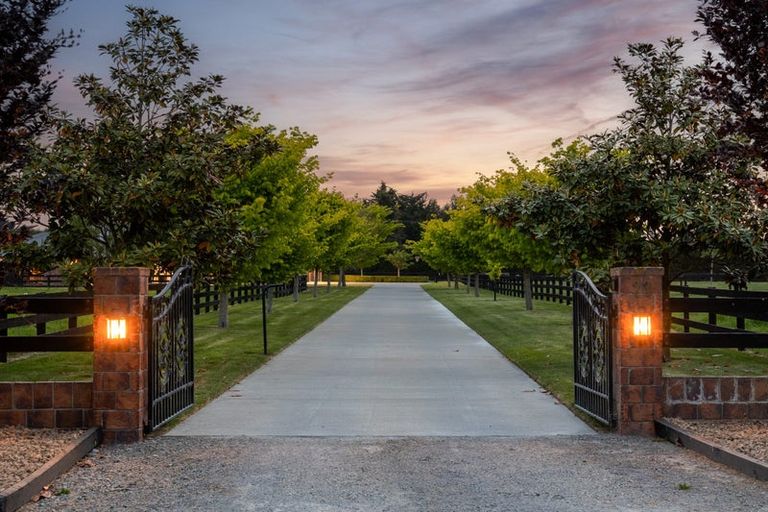 Photo of property in 23 Heywards Road, Clarkville, Kaiapoi, 7692