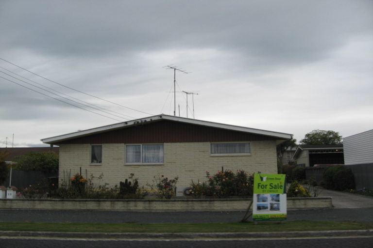 Photo of property in 8c Argyle Street, Balclutha, 9230