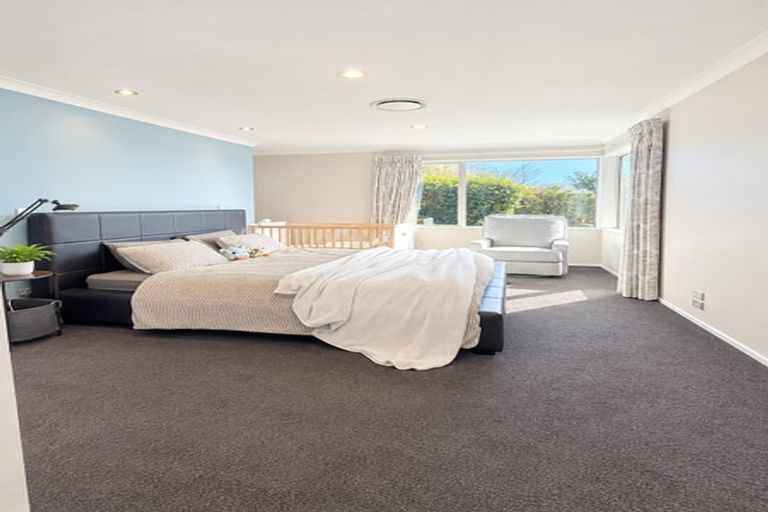 Photo of property in 82 Mcmahon Drive, Aidanfield, Christchurch, 8025