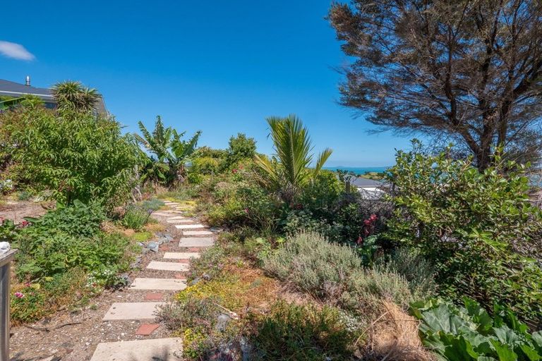 Photo of property in 7 Christine Drive, Coopers Beach, 0420