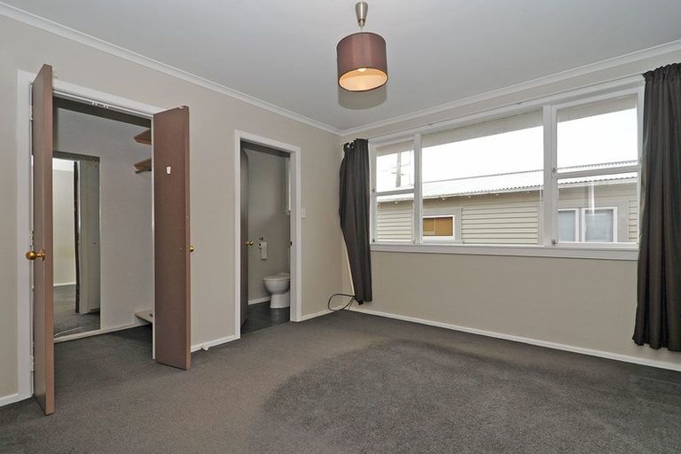 Photo of property in 8 Te Motu Road, Pukerua Bay, 5026