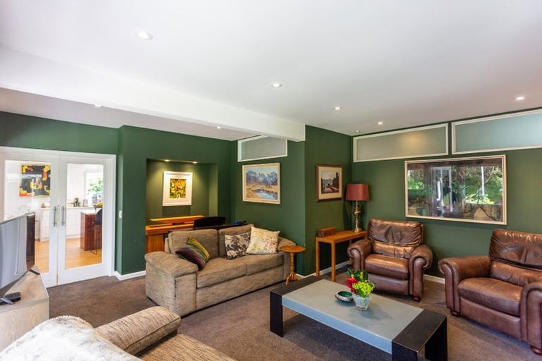 Photo of property in 82 Clyde Road, Ilam, Christchurch, 8041