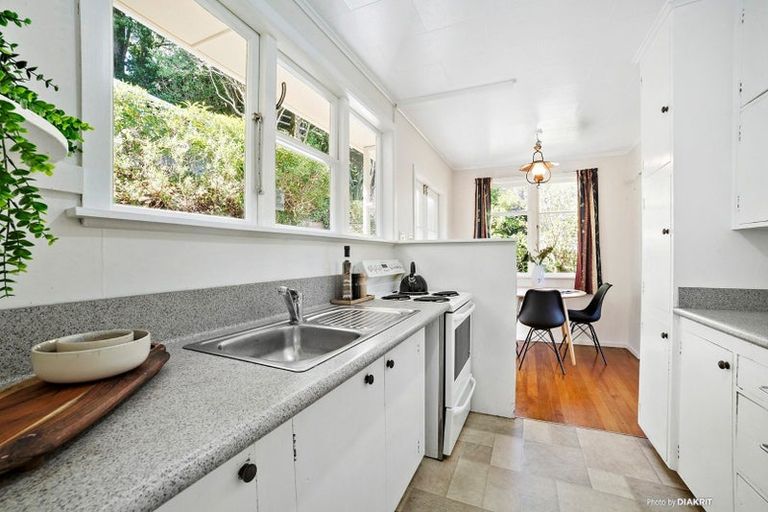 Photo of property in 38 Bedford Street, Northland, Wellington, 6012