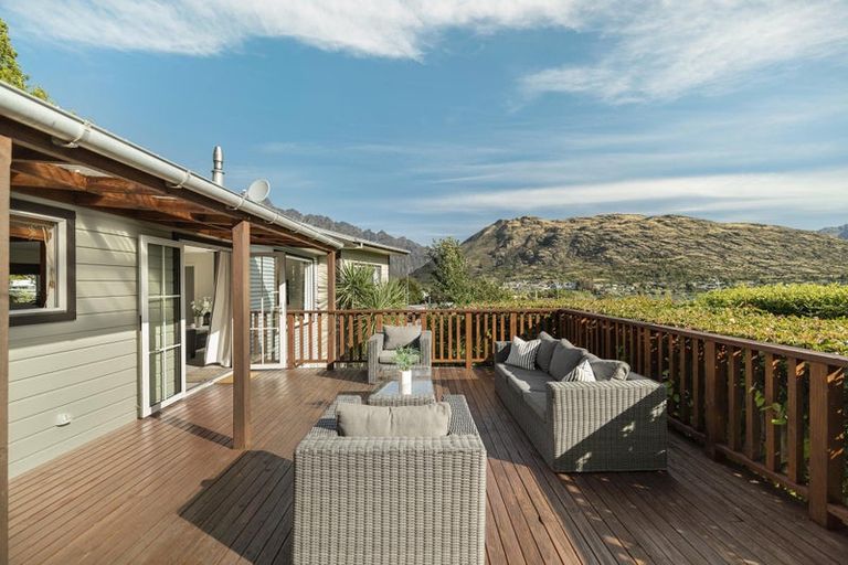 Photo of property in 22 Towne Place, Frankton, Queenstown, 9300