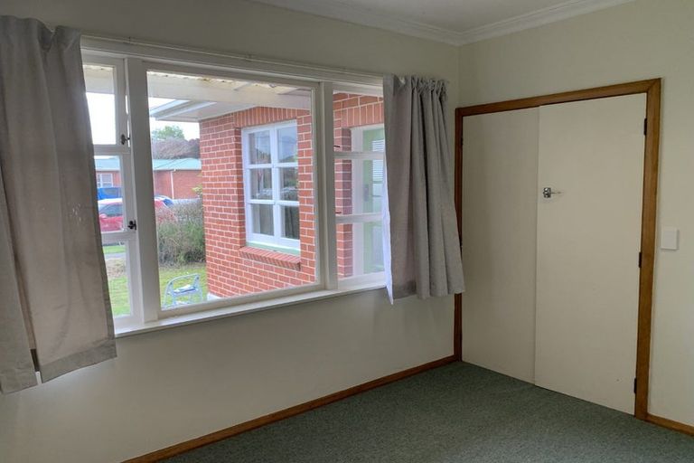 Photo of property in 21 Stanley Street, Levin, 5510