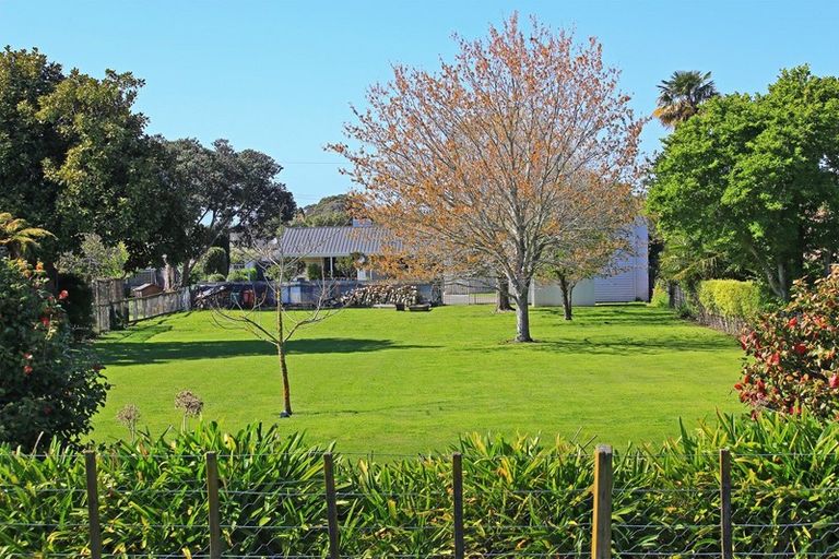 Photo of property in 55 Ferry Road, Clive, 4102