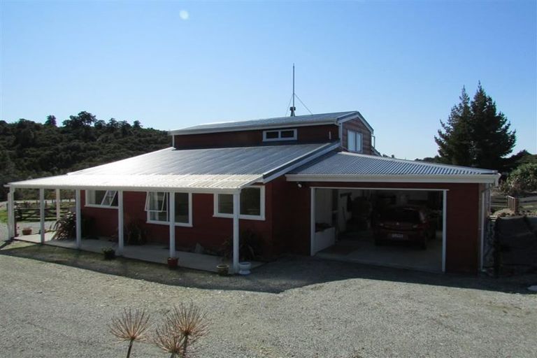 Photo of property in 674 Rutherglen Road, Marsden, Greymouth, 7872