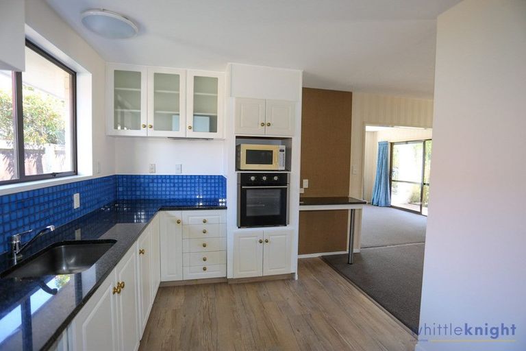 Photo of property in 16 Westmont Street, Ilam, Christchurch, 8041