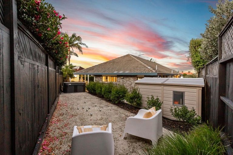 Photo of property in 7 Bannings Way, Hobsonville, Auckland, 0618
