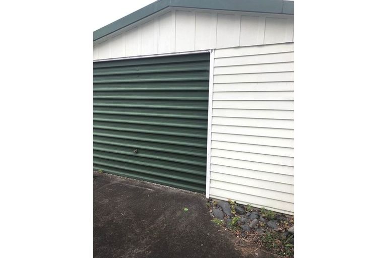 Photo of property in 1/15 Scott Road, Papakura, 2110