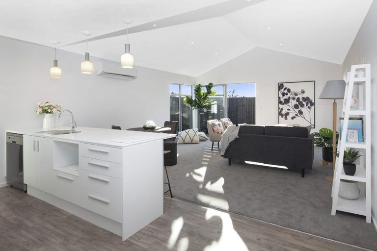 Photo of property in 64 Manakura Street, Russley, Christchurch, 8042