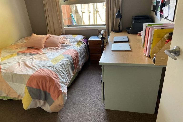 Photo of property in 8b Ford Street, Hamilton East, Hamilton, 3216