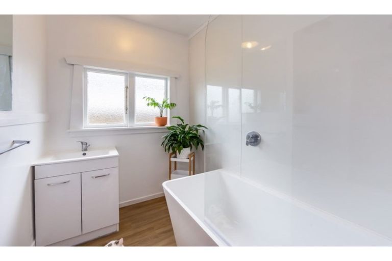 Photo of property in 21 Poulson Street, Addington, Christchurch, 8024