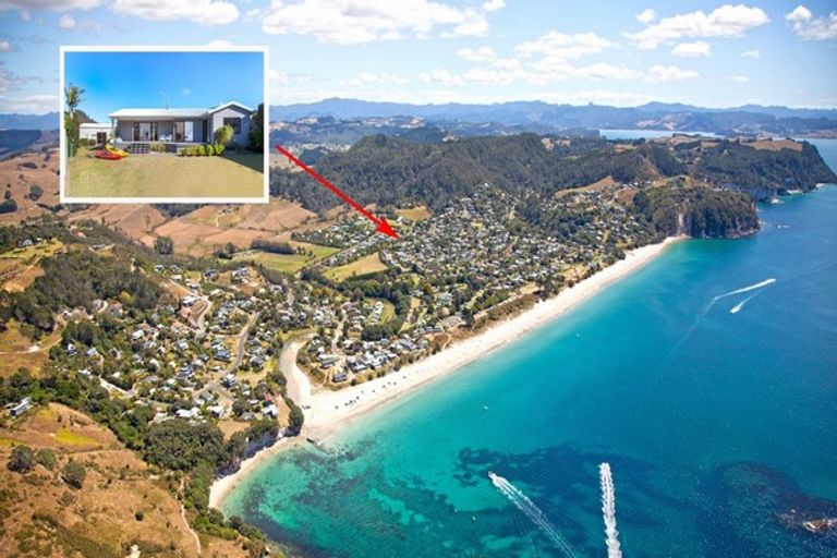 Photo of property in 59 Hahei Beach Road, Hahei, Whitianga, 3591