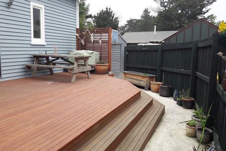 Photo of property in 1/59 Bowhill Road, New Brighton, Christchurch, 8083