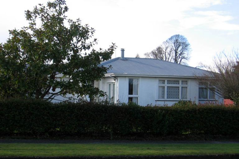 Photo of property in 32 Lansdowne Crescent, Lansdowne, Masterton, 5810