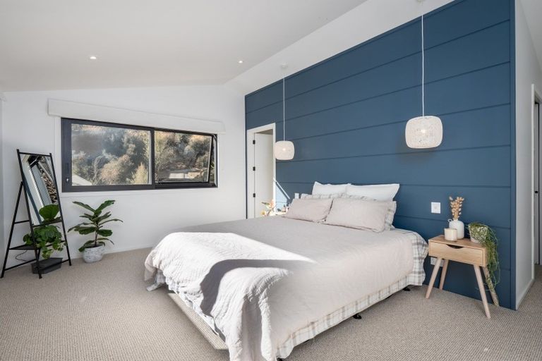 Photo of property in 24 Flynn Lane, Arrowtown, 9302