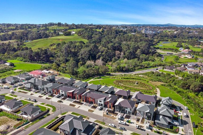 Photo of property in 13 Barrel Crescent, Swanson, Auckland, 0614