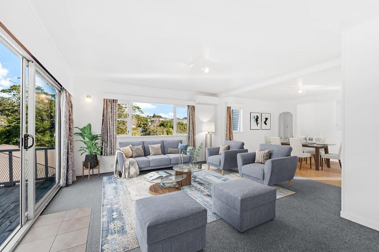 Photo of property in 56 D'oyly Drive, Stanmore Bay, Whangaparaoa, 0932