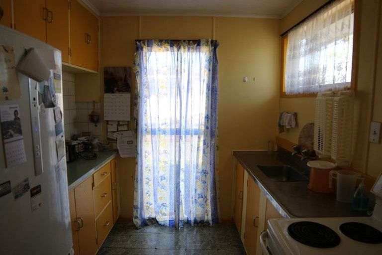 Photo of property in 8 Huia Street, Waiuku, 2123